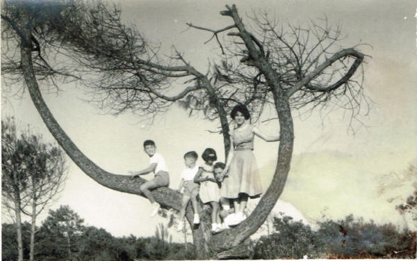 Gian Carlo Patrizio Alessandra zia Ines e SavinaCastelfusano 1953